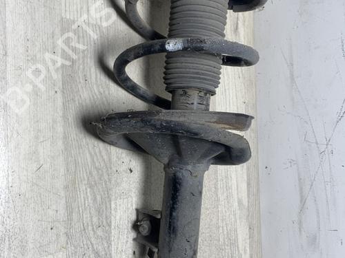 Used Right front shock absorber KIA CARENS III MPV (UN) 2.0 CRDi 140 (140 hp) 28166762