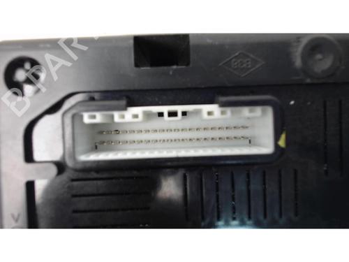 Fuse box RENAULT MODUS / GRAND MODUS (F/JP0_) 1.5 dCi (FP0E, JP0E) | BP24025980E1