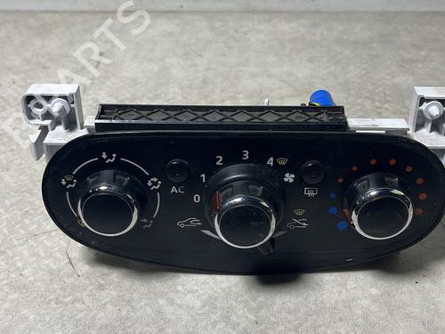 Commande Chauffage DACIA SANDERO II TCe 90 (B8M1, B8MA, B8AC) | BP31133601I5 