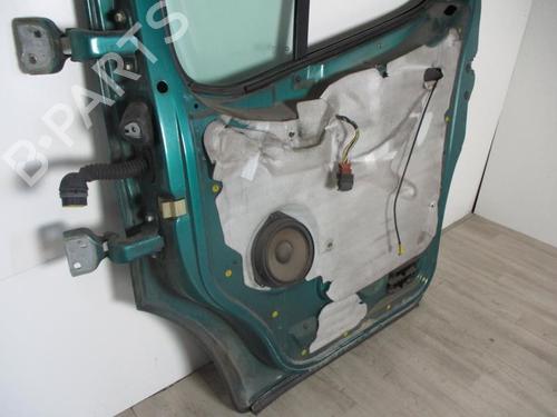 Right front door OPEL VIVARO A Van (X83) 1.9 DTI (F7) | BP29868327C3