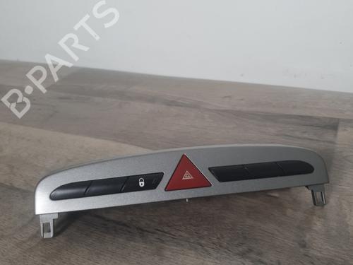Used Warning switch PEUGEOT 308 I (4A_, 4C_) 1.6 HDi (109 hp) 30807979