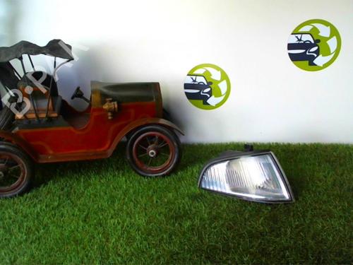 Used Right front indicator ROVER 200 II Hatchback (XW) 218 TD (88 hp) 30705474