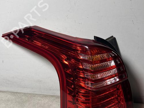 Used Left taillight PEUGEOT 5008 (0U_, 0E_) 1.6 HDi (114 hp) 31084867