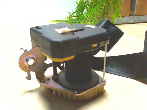 Front right seatbelt RENAULT TWINGO II (CN0_) 1.5 dCi (CN0E) | BP24021218I25