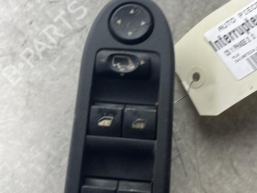 Used Left front window switch CITROËN C5 II (RC_) 2.0 HDi (RCRHRH) (136 hp) 31770400