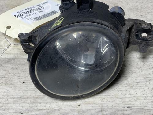 right-front-fog-light-renault-clio-iii-br01-cr01-2005-2006-2007-2008-2009-2010-2011-2012-2013-2014-29190008 main image