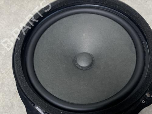 speaker-audi-a3-sportback-8va-8vf-2012-2013-2014-2015-2016-2017-2018-2019-2020-2021-30808037 main image