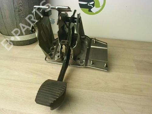 Kløtsj CITROËN C3 Picasso (SH_) 1.6 HDi (90 hp) 23981252