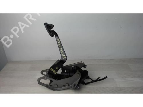 Used Clutch pedal FORD FIESTA VI (CB1, CCN) 1.6 TDCi (90 hp) 23981293