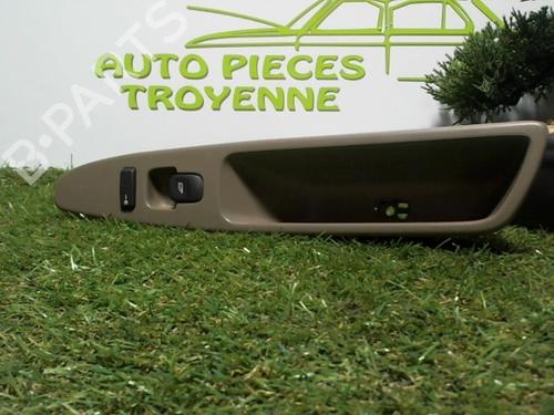 Mando VOLVO V40 Estate (645) 1.9 DI (115 hp) 31638191