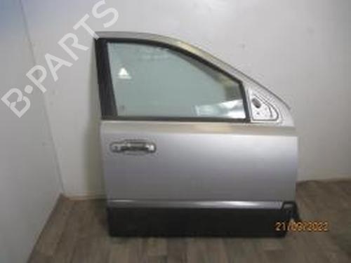 Porta anteriore destra KIA SORENTO I (JC) 2.5 CRDi 4WD (140 hp) 31087398