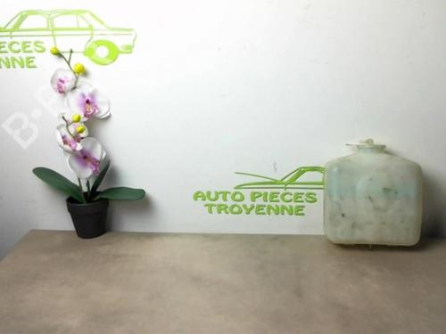 Used Windscreen washer tank CITROËN DS 20 (90 hp) 26180676