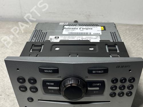 Used Radio Radio OPEL CORSA D (S07) 1.3 CDTI (L08, L68) (75 hp) 33338329 33338329