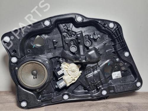Vindusheismekanisme venstre foran Vindusheismekanisme venstre foran FIAT 500X (334_) 1.6 D Multijet (334AXA1B, 334AXA11) (120 hp) 39885510 39885510