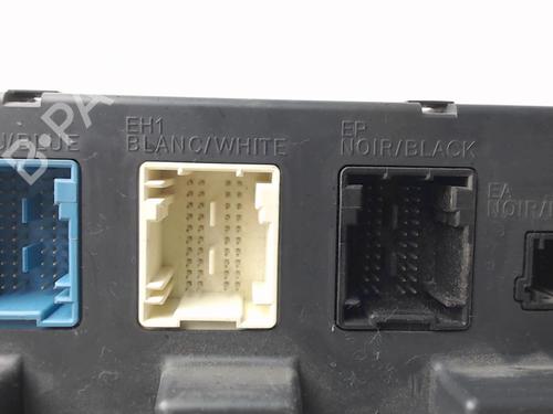 Fuse box PEUGEOT 308 I (4A_, 4C_) 1.6 HDi | BP31087011E1