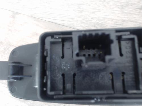 Left rear window switch RENAULT MEGANE IV Hatchback (B9A/M/N_) 1.6 dCi 130 (B9A4) | BP25774878I29 
