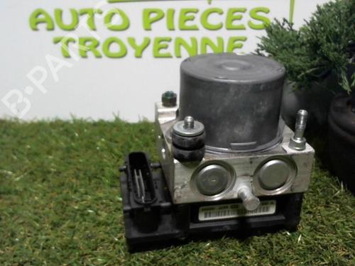 Used ABS pump RENAULT MODUS / GRAND MODUS (F/JP0_) 1.5 dCi (FP0E, JP0E) (65 hp) 24023062