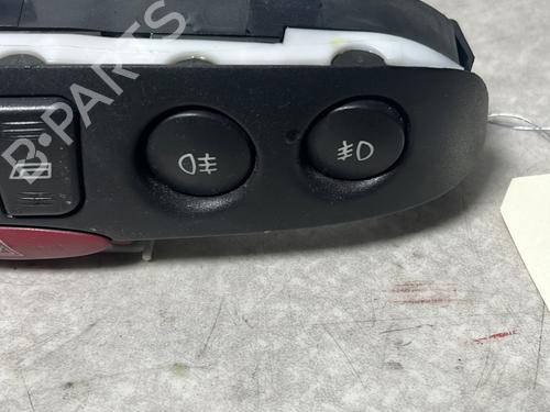 Switch FIAT PUNTO (188_) 1.2 16V 80 (188.233, .235, .253, .255, .333, .353, .639,... | BP30736971I30