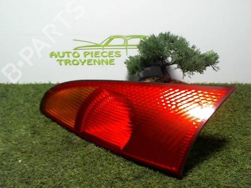 Used Right taillight FORD FOCUS I (DAW, DBW) 1.8 TDCi (115 hp) 21182272