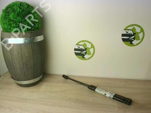 Used Tailgate lift support AUDI TT (8N3) 1.8 T (180 hp) 25618181