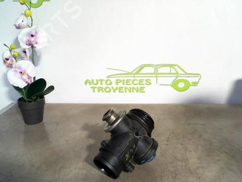 Used Throttle body CITROËN ZX (N2) 1.9 DT (92 hp) 21182090