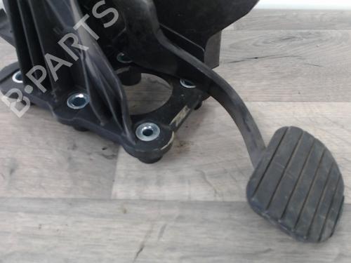 Break pedal RENAULT LAGUNA Coupe (DT0/1) 2.0 dCi (DT01, DT08, DT09, DT0K, DT12, DT1C, DT1D, DT1M,... | BP26199576I19