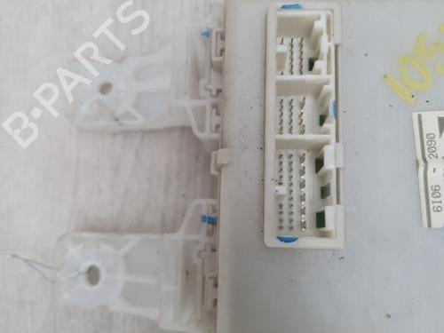 Fuse box TOYOTA RAV 4 III (_A3_) 2.2 D 4WD (ALA30_, ALA30R) | BP28166764E1 