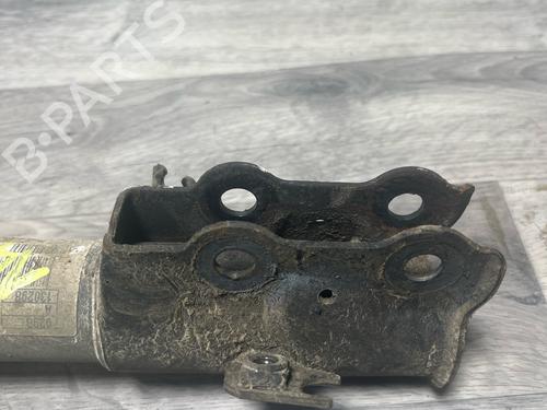 Left front shock absorber FORD FIESTA VI (CB1, CCN) 1.25 | BP36301439M16 - Image 4