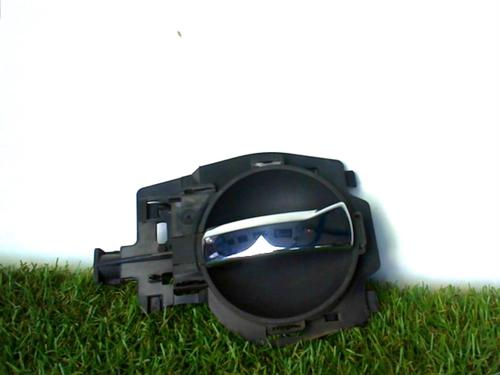 front-left-interior-door-handle-citroen-c2-jm_-2003-2004-2005-2006-2007-2008-2009-2010-2011-2012-2013-2014-2015-2016-2017-24023673 main image