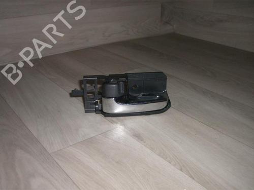 Used Front left interior door handle TOYOTA COROLLA Verso (_E12_) 2.0 D-4D (CDE120_, CDE120R) (90 hp) 30705446