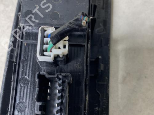 Left front window switch SUBARU FORESTER (SJ_) 2.0 i AWD (SJ5) | BP30807544I27