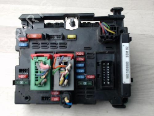 Used Fuse box PEUGEOT 206+ (2L_, 2M_) 1.4 HDi eco 70 (68 hp) 29370582