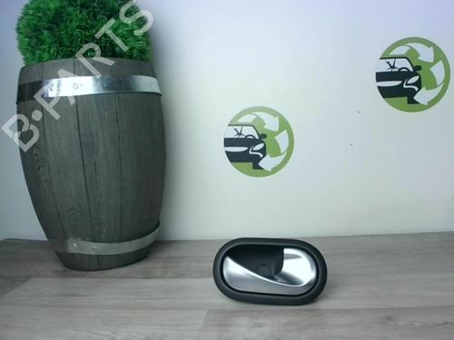 Maniglia interna anteriore destra RENAULT MODUS / GRAND MODUS (F/JP0_) 1.5 dCi (FP0F, JP0F) (86 hp) 21181819