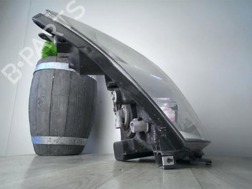 Right headlight TOYOTA COROLLA Verso (ZER_, ZZE12_, R1_) 1.6 (ZNR10_, ZNR10R) | BP30807154C29 