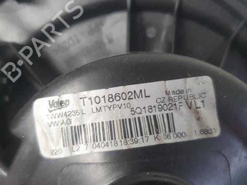 Air vent AUDI A3 Sportback (8VA, 8VF) 1.6 TDI | BP31086306I21 