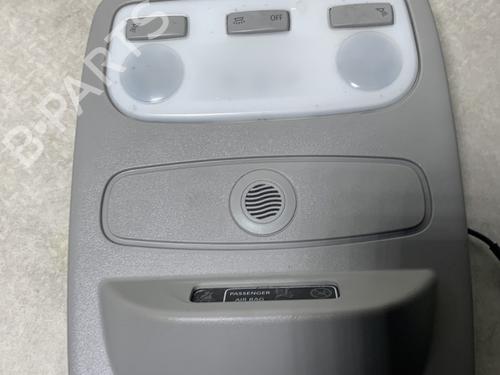 interior-roof-light-renault-captur-i-j5_-h5_-2013-30807654 main image