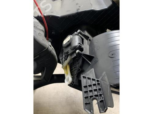 Heater matrix box FORD FIESTA VI (CB1, CCN) 1.4 TDCi | BP23091408M61