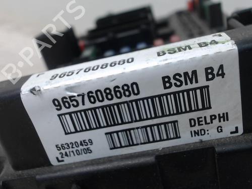 Fuse box PEUGEOT 206 Hatchback (2A/C) 1.6 HDi 110 | BP24028003E1