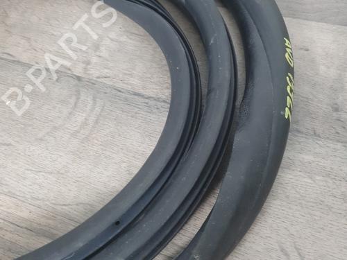 Rubber door seal RENAULT CLIO IV (BH_) 1.5 dCi 75 | BP30808014C142