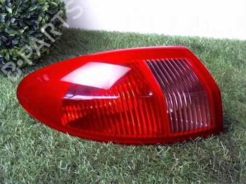 Left taillight ALFA ROMEO 147 (937_) 1.9 JTD 16V (937.AXG1B, 937.BXG1B) | BP25618108C34 