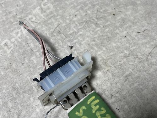 Varmeblæsermodstand DACIA SANDERO II TCe 90 (B8M1, B8MA, B8AC) (90 hp) 31132455