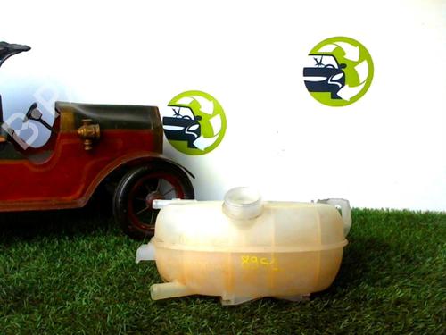 Used Expansion tank RENAULT MASTER II Van (FD) 2.5 dCi (FD02) (101 hp) 21183345