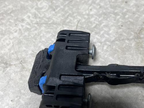 Hinge/Door check strap VW SCIROCCO III (137, 138) 2.0 TDI | BP31085538C146