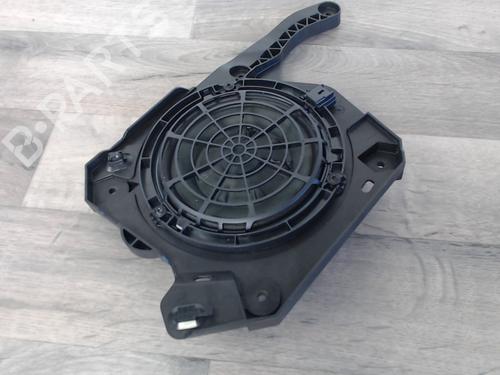 Used Speaker PEUGEOT 3008 II SUV (MC_, MR_, MJ_, M4_) 1.2 THP/ PureTech 130 (MRHNSM, MRHNSU, MRHNSJ, MRHNYW,... (131 hp) 25619874