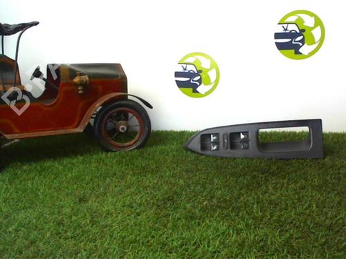 Used Switch VW TOURAN (1T1, 1T2) 1.9 TDI (105 hp) 24022785