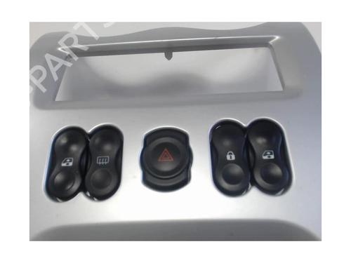 Switch DACIA SANDERO 1.6 (BS0D, BS0B, BS0F, BS0H) | BP26687070I30 