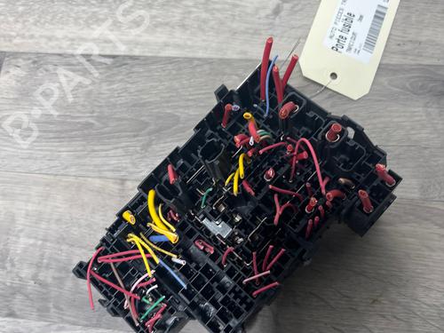 Fuse box RENAULT TRAFIC III Van (FG_) 2.0 dCi 150 (FGMU) | BP36698191E1 - Image 2
