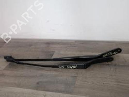Used Front windshield wiper arm PEUGEOT 308 I (4A_, 4C_) 2.0 HDi (140 hp) 27346347