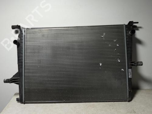 Radiateur à eau RENAULT MEGANE III Hatchback (BZ0/1_, B3_) 1.6 16V (BZ1B, BZ1H) (110 hp) 32366054