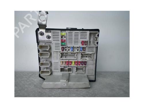 Used Fuse box RENAULT MEGANE II (BM0/1_, CM0/1_) 1.5 dCi (BM1E, CM1E) (106 hp) 24025294